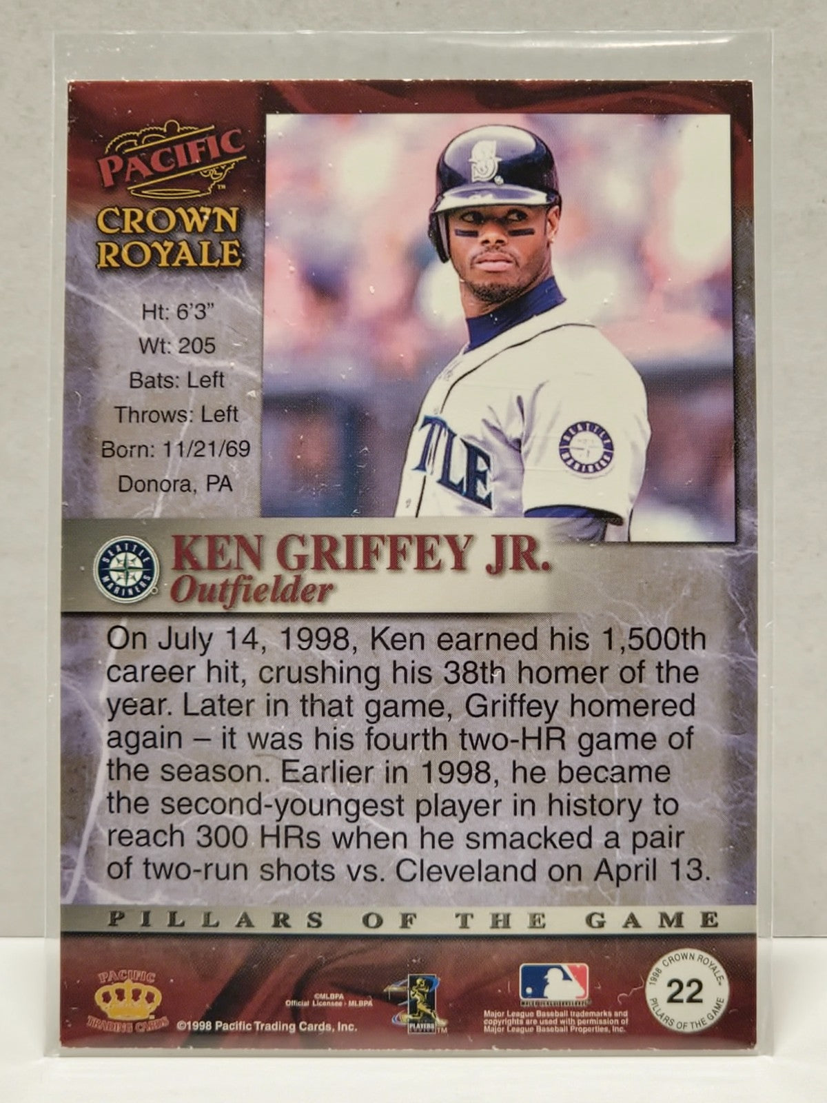 1998 Pacific Crown Royale Pillars of the Game Ken Griffey Jr. #22 2